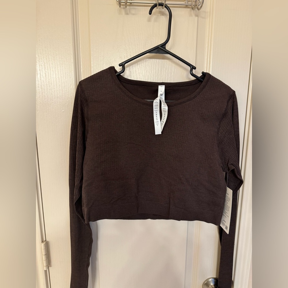NWT Ebb to Street Long Sleeve Cropped Sz 14